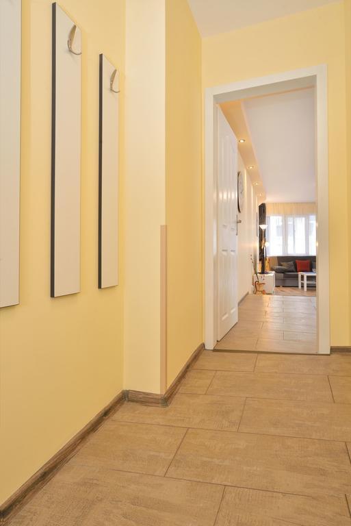 Central Studio #2 Бургас Экстерьер фото