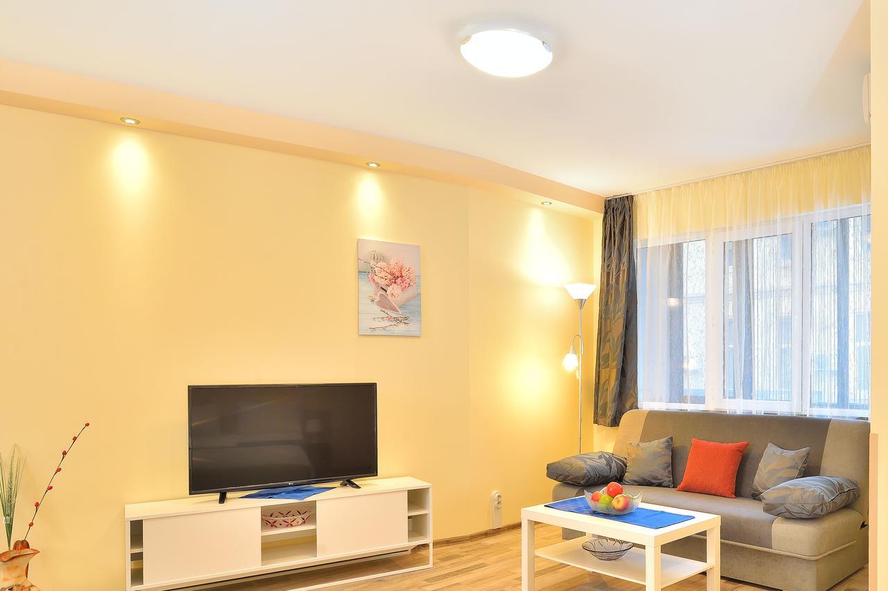 Central Studio #2 Бургас Экстерьер фото